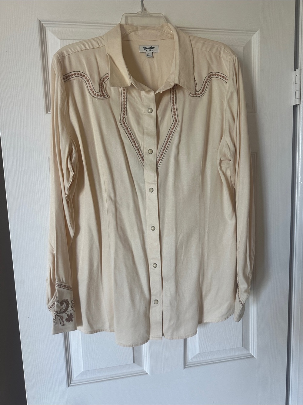 Wrangler Cream Western Embroidered Button-Down Shirt size large